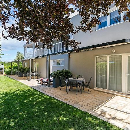 Apartments Dama بوريتش المظهر الخارجي الصورة